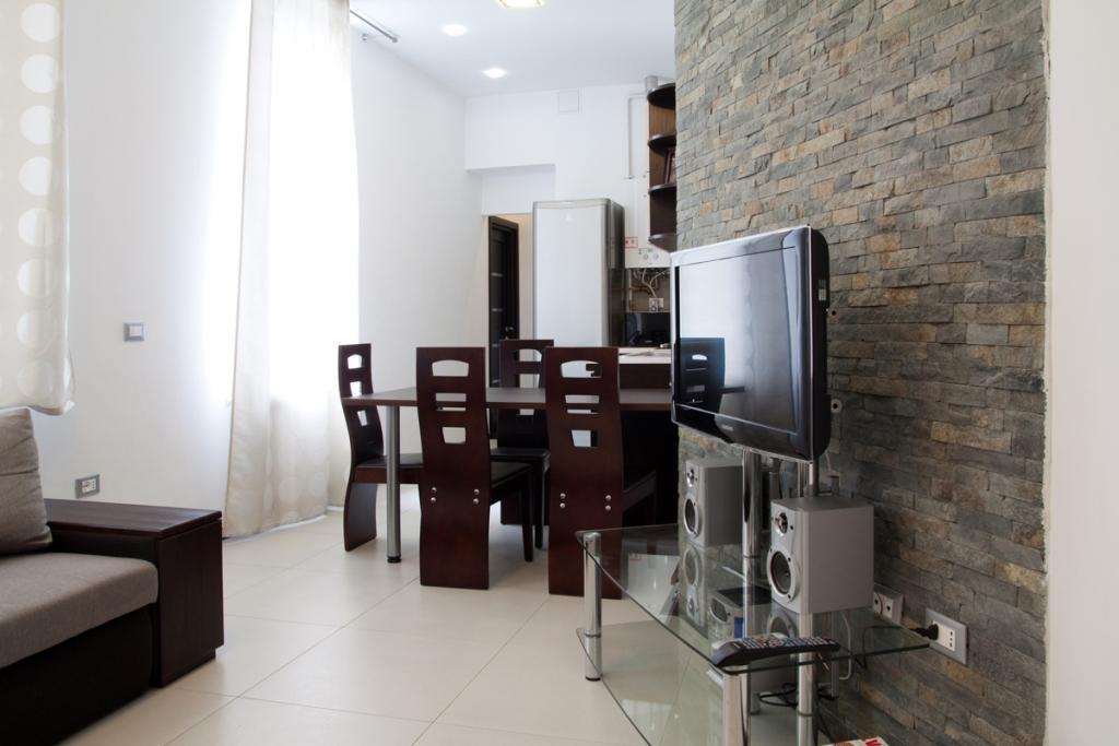 Your Comfortable Stay In Apartment Next To Opera House Львов Экстерьер фото